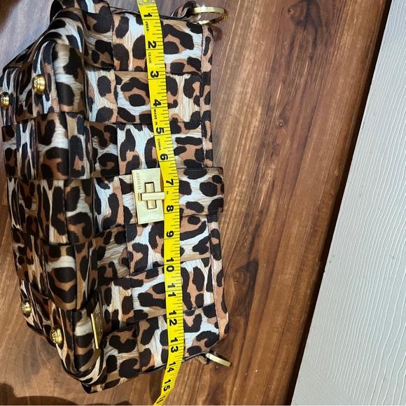 Harvey Seatbelt Leopard Carriage Ring Bag. Bag is like brand new. - Picture 11 of 11